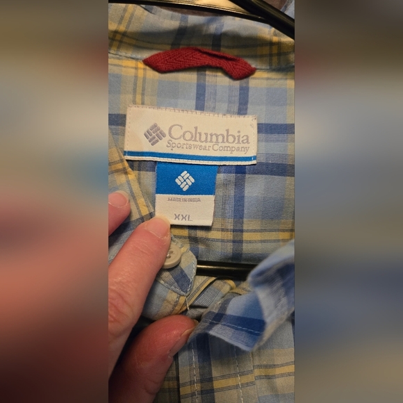 SOLD  Men's Long Sleeve Button Up #440 - Picture 4 of 6